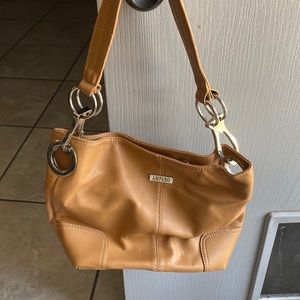 Amparo shoulder bag